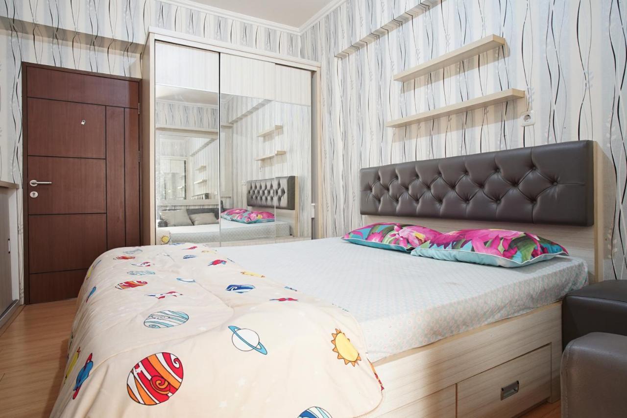 Planet Room Kemang View Bekasi Exterior foto